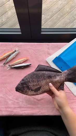 Pack an order with me! Satisfying package wrapping by small business owners 📦 | 5-Minute Recycle