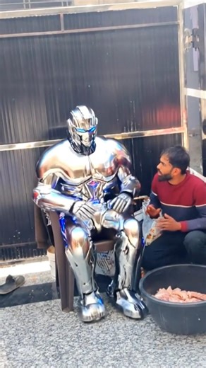 HUMAN ROBOT #cosplayer #cbum