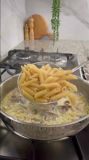 Creamy Chicken Alfredo Pasta | Easy Restaurant-Style Recipe 🍝✨l