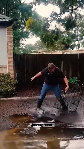 Unclogging Drains#7 (2)#satisfying #oddly #oddly#drain #unclogging #compilation #storm #blocked #pipe #cleaning #blockage #flood #asmr