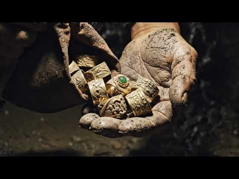 I Walked Underground… and Found Massive Piles Hidden in the Dark