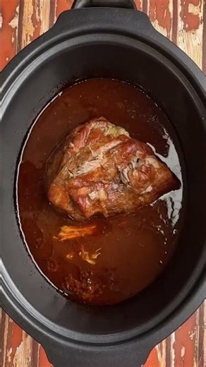 Crock Pot BBQ Pulled Pork Recipe With 3-Ingredients