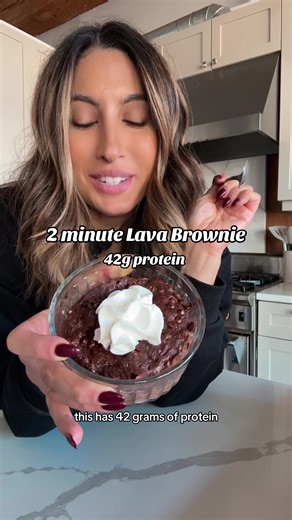 Follow for more high-protein recipes and tips and don’t forget to grab my high-protein, low-calorie cookbook at the link in my bio :) The next time you have a sweet tooth but want to keep it healthy, MAKE THIS! I promise you won’t be disappointed! I’m reposting this baby because of many of you LOVED it last time! Full details at Proteinsnackqueen.com! Makes 1 brownie: 370 calories | 42g Protein | 29g Carbs | 9g Fat #highprotein #proteindessert #mugcakerecipe #proteinbrownie