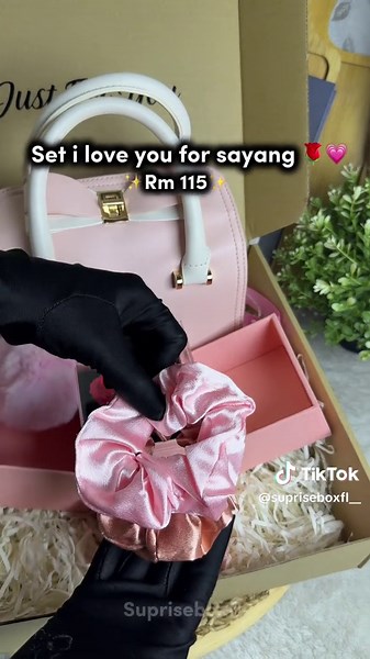 Custom Gift Box Surprise Ideas for Her