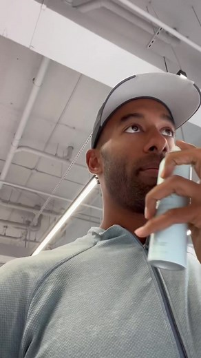 Smell testing dry shampoo in Sephora 🥴🤢