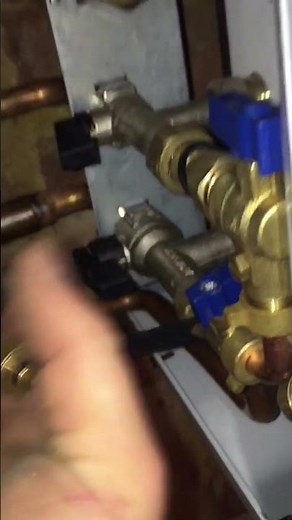 How to top up the pressure in a baxi boiler FAST