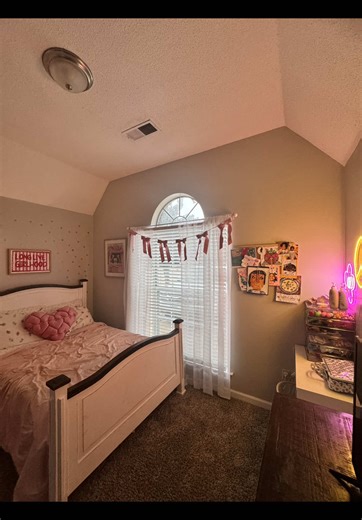 Charming Bedroom Makeover Ideas for Girls