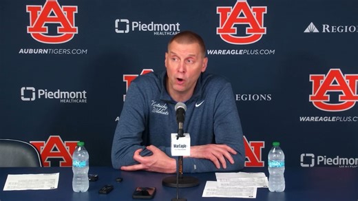 Kentucky's Mark Pope goes scorched earth on officials after Auburn loss