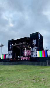 Woza sidle i-summer! ☀️😎🎶🕺🏽💃🏽 Only General Tickets left for R350 at TicketPro; SPAR & PowerFashion outlets or use this - https://shorturl.at/vyLVX Main Stage - TKZee; Professor; Musa Keys; Dlala Thukzin; Sjava; Zee Nxumalo; Blxckie; Lwah Ndlunkulu; Mthandeni; Usimamane; Mahwoo; Big Zulu; Sphe and Naves; Duncan & Zakwe; Q Twins; Dladla Mshunqisi; DJ Tira; Khuzani; Joocy; Goldmax; Rocksilver; Rosetta D33P, Amatycooler and Mbali Ngidi MCs will be our home grown talent Pume; Oros, Sizwe Mdlalo