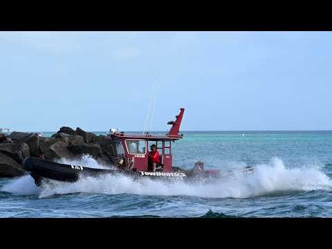 Nancy Lee II TowBoatUS Miami Heading Back In Through Haulover Inlet - 4K UHD
