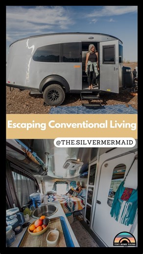 Sherry (@the.silvermermaid ) chose a different path. Instead of downsizing quietly or settling into retirement, she sold her townhouse, stepped away from conventional living, and hit the road in her Airstream Basecamp, the “Silver Mermaid.” 📸 || @theoffgridskoolie | Tiny Home Tours