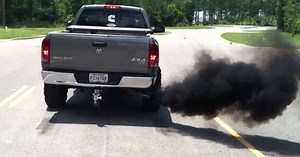 Top Viral News Stories of the Week: March 22-29, 2015