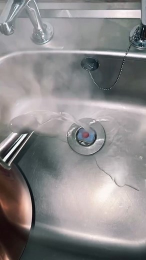 Effortless Plug Hole Cleaning Hacks for a Fresh Home