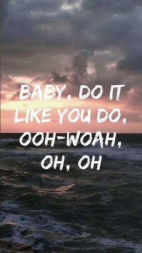 Justin Bieber - Beauty and a Beat (Lyrics)