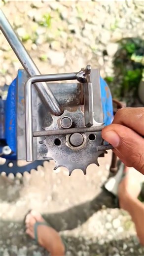 Making chain with simple tools 🔥| #ironarts #tools #hardwork #mindset