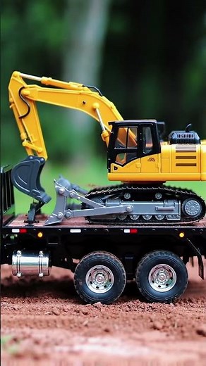 RC Excavator Arrives and Gets to Work | Big Job in a Tiny World