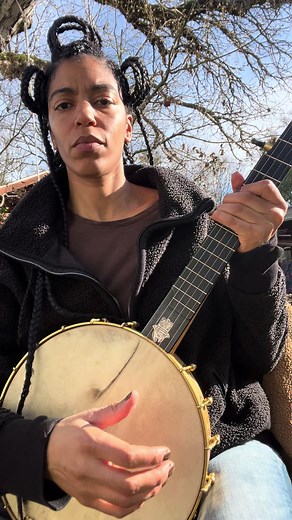 Exploring Banjo Music Roots on a Sunny Winter Day