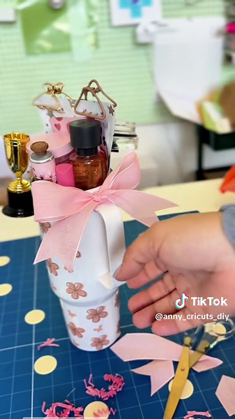 Stuff a tumbler with me 💚💖 Cute things to make for Teacher Appreciation Week Inspo 💖💚 #teacherappreciation #diycraft #teachergiftideas #diygift #teachergiftideas #diygift #diygiftideas #amazonfinds #annycricutsdiy #craftok #amazonfinds #annycricutsdiy #craftok #fyp #momthings #giftforteacher #target #dollartree @PYD Life Blanks @Anny Cricuts @Amazon Influencer Program @Creative Fabrica @Anny Cricuts | Crafty DIY