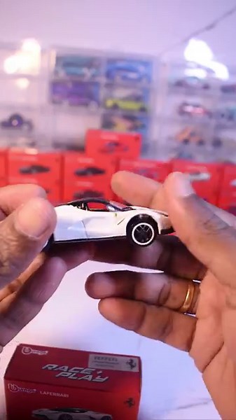 Bburago Ferrari's Unboxing