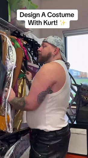 Take a look at how our costume designer Kurt designed our girls creepy clown costume! 🤡 #CreepyClown #ClownCostume #CostumeDesigner #CostumeDesign | HalloweenCostumes.com