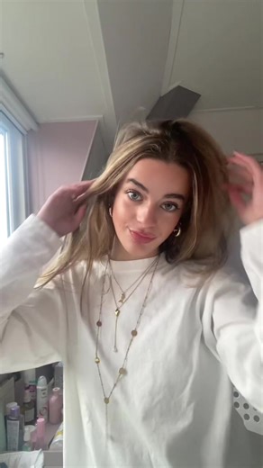 happy newyear 🪩 dankbaar voor de lieve 500 volgers xxx #fyp #miniinfluencer #makemetiktokfamous #furdich #xabcd