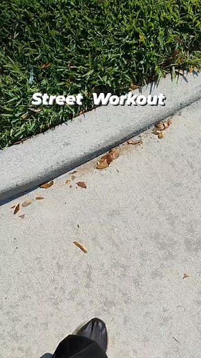 7 comments | Street Workout: Leg Day Use the street curb to work...