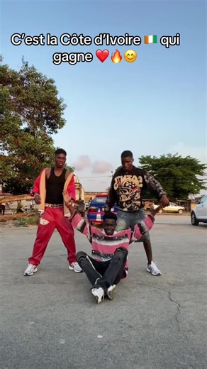 @LES_JUMEAUX_BIAMA✪.🦇 @LA_MÉMÉ_BIAMA_LIVE 🔥