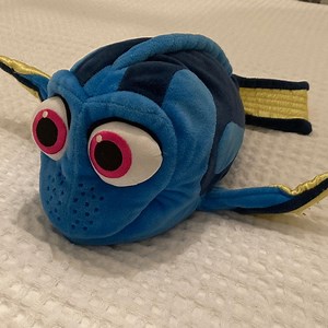 Disney Finding Nemo - talking battery operated DORY Plush Toy Doll