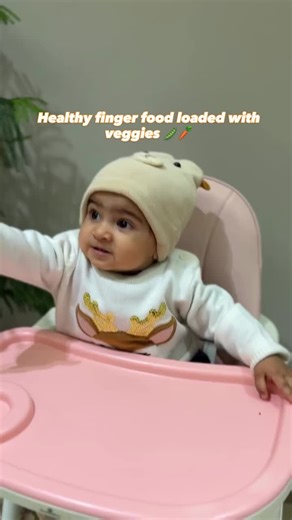 Melt-in-the-mouth finger food 🤍 Veggie-loaded, soft, and perfect for little hands. Homemade food that baby actually enjoys — no packaged snacks, just real ingredients. ✨ Ideal for self-feeding babies 📩 Open to baby food & baby-care collaborations Save this for later 💾 #baby #healthyfood #babyfoodideas #babyfood #healthyfoodforbabies