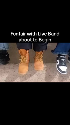 Exciting Funfair with Live Band Awaiting You