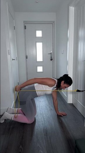 💪 Resistance Band Tricep Workout at Home | Tone & Strengthen Arms 🔥