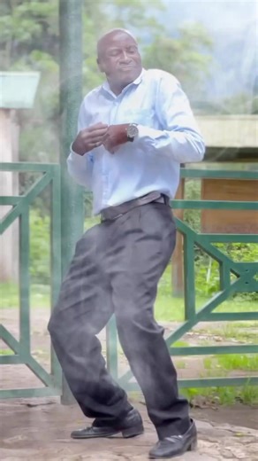 Hoyoo🔥 Song name: Ndiri Mupenyu available on YouTube 💯💯 Enjoy and be blessed 🙏 #yfp #gospel #amapianodancechallenge #newgospelsongs #viral