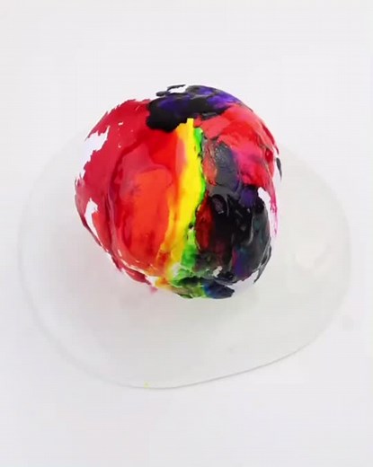 Exploring Colorful Spherical Objects: A Visual Experience