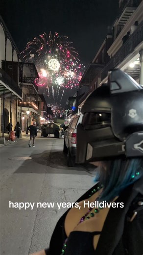 yes I did go to the French quarter with a catdiver helmet and a sword just for the skit. I hope this is the start of a great year for all of us #helldiverscentralofficial #cosplay #newyearseve #helldivers2game