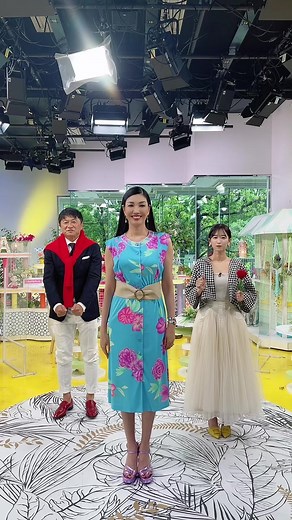 うー珍しくふらついて失敗！！でも初めてのバチェラー4のあざと可愛い休井美郷ちゃんと、武田修宏さんと踊れて楽しかった♫😍 @saturday_colorful #休井美郷 ＃武田修宏 #アンミカ #土曜はカラフル