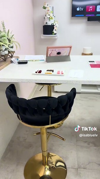 Back to Wedding Planning videos🪄 ✨ @Las Vegas Custom Cakes 🎂 10/10 cake tasting experience!