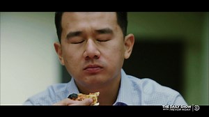 Ronny Chieng finds Chicago's best pizza in Cook County Jail, then makes a messy, daring escape. Full piece: http://on.cc.com/2yS2ZVj | The Daily Show