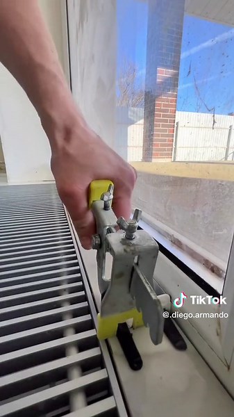 Window Cleaning Techniques: Step-by-Step Guide