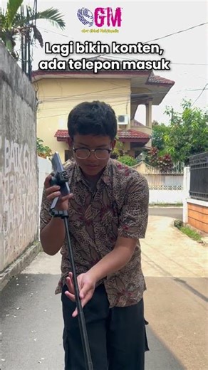 eh.. maaf mak ga sengaja 🙏🏻😭