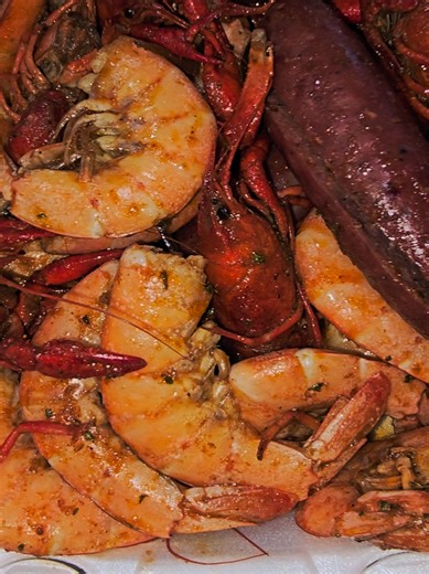 The Ultimate Crawfish Boil Experience