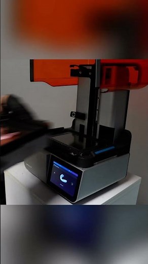 🔁 Swap resin in under 1 minute with the Form 4B