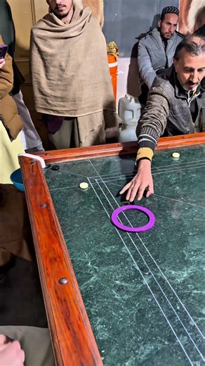 Satisfying Carrom shots = instant stress relief 😌🎯