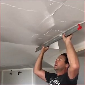 2.7K views · 60 reactions |   TBT Dave Smith using his LEVEL5 Tools Skimming Blade for some silky smooth finishing  | LEVEL5 Tools | Facebook