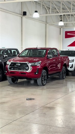 Toyota Hilux SRX 4x4 MT 2022 — 90.000 km, caja manual
