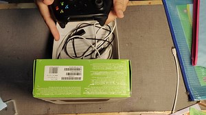 微软Xbox无线控制器 磨砂黑+USB-C线缆 | PC游戏手柄 蓝牙连Win10/平板/手机 无线连Xbox 有线连Steam