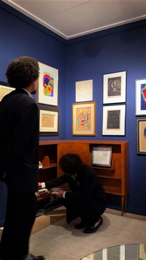 Phillips on Instagram: "Step inside the Cabinet of Curiosities. ‘Wunderkammer’ — German for “cabinet of wonders” — originated in Renaissance Europe to describe rooms where collectors displayed rare and extraordinary objects from art, nature, and science. This installation reimagines that spirit, presenting rare artifacts and artworks alongside 20th-century design by Gio Ponti and Judy Kensley McKie. Spanning over 30 million years — from ancient fossils and meteorites to contemporary works on pap