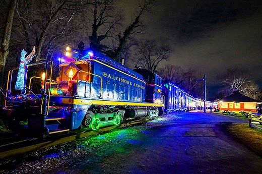 Delaware’s Most Magical Holiday Train Is Back—With Caboose Seating and Vintage Cars