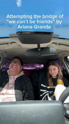 We love a supprtive friend 😭❤️@arianagrande @Shelby McLean #wecantbefriends #arianagrande #arianator #singing #reaction #singer