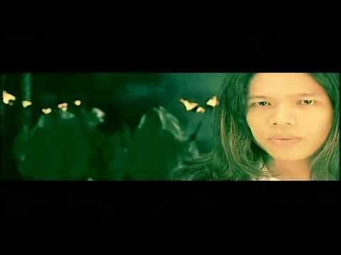 ADA BAND - 1000 Bayangan (Official Music Video)