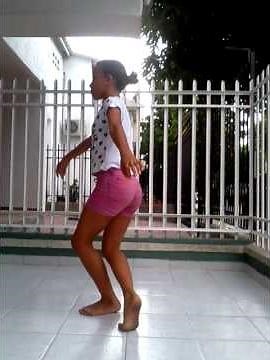 Niñas bailando la más agil